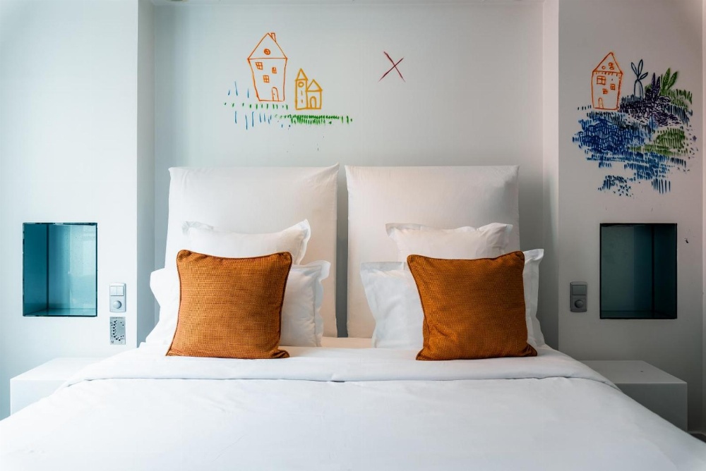 1k Hotel